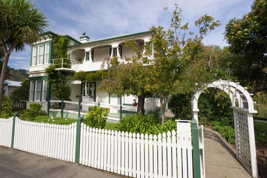 Sussex House Bed & Breakfast Nelson Exterior photo